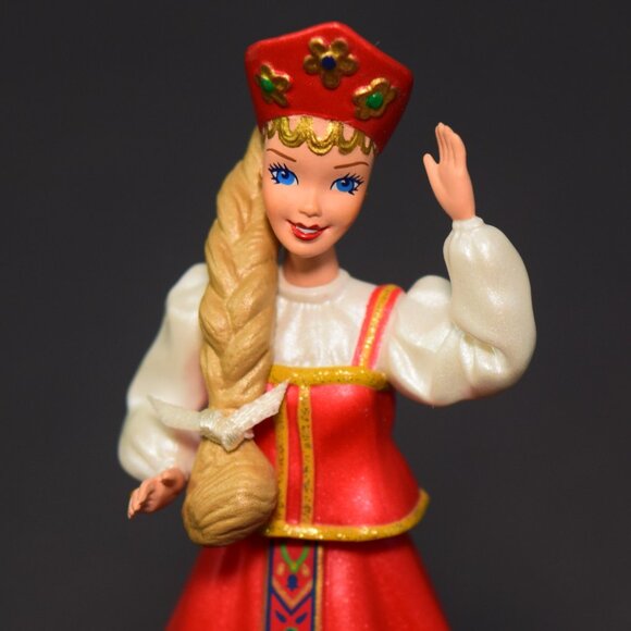 Hallmark Christmas Ornament Russian Barbie Dolls of the World QX6369 1999 - Picture 6 of 11